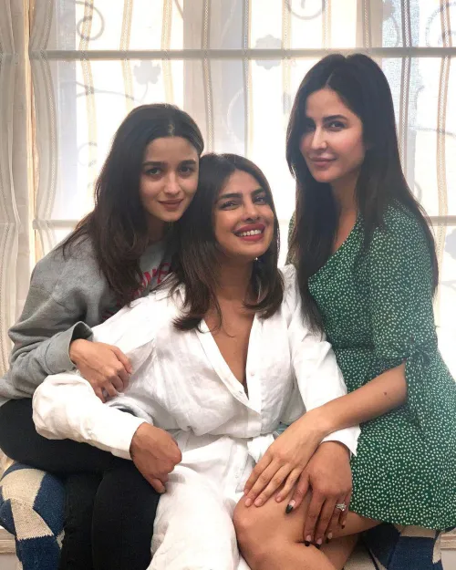 Thumbnail Beauty Icons: Alia Bhatt, Priyanka Chopra, and Katrina Kaif