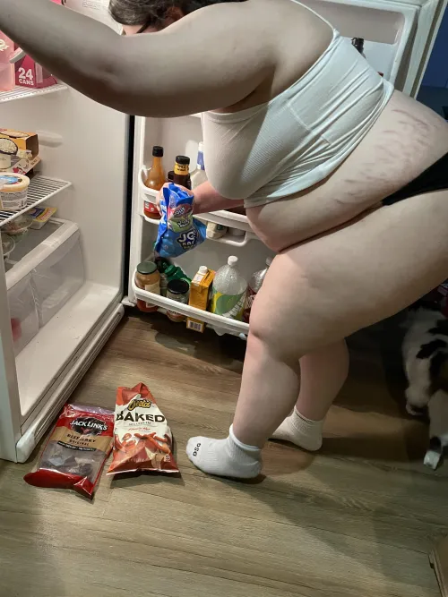 Thumbnail Snacking Sensation - SinnerSilah's Fridge Adventure