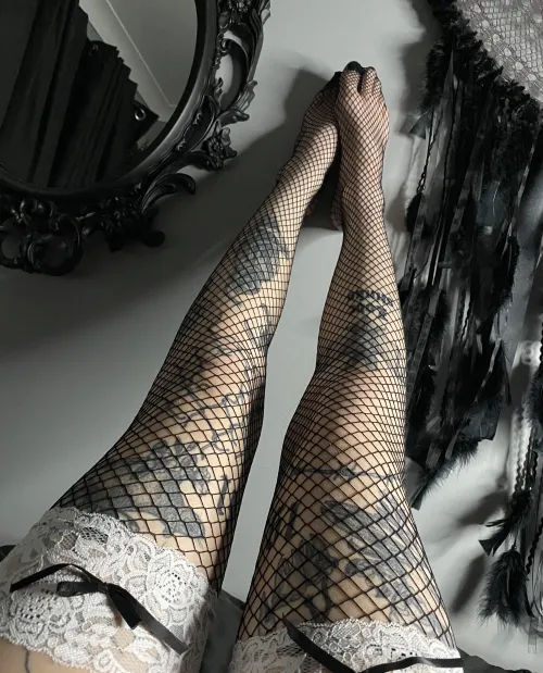 Thumbnail Stockings Fantasy: Yearning for Their Removal | tiddy_mania | legs