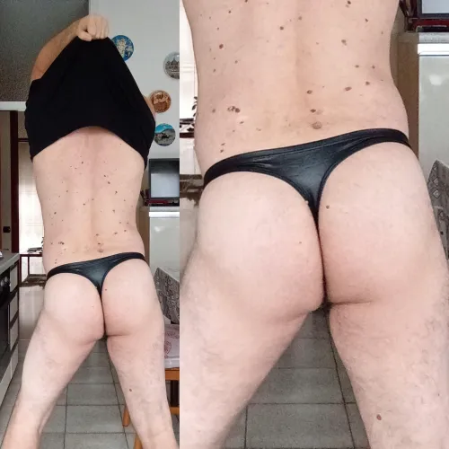 Thumbnail Discover Ok_Data_6018's New Black Thong Adventure | A GayThong Delight