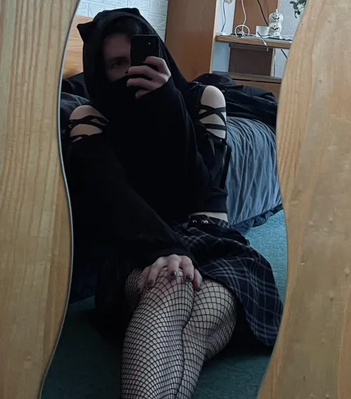 Thumbnail Weather Update: Insights from Neofoxyy, the Femboy