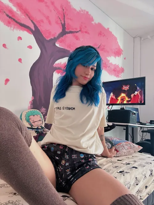 Thumbnail One Piece and Chill: A Relaxing Guide by batcayra with GirlswithNeonHair