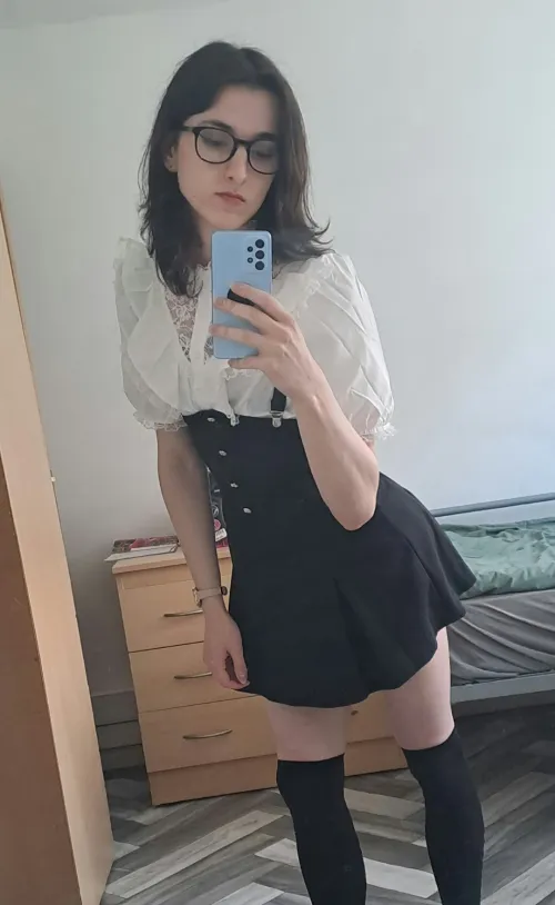 Thumbnail Glowing Up as a femboy: Jaden_Rosie’s Story