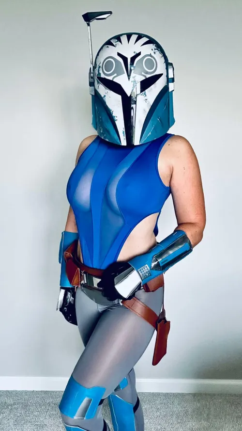 Thumbnail A Captivating Cosplay of BoKatan Kryze from Star Wars by VioletRoseSecret