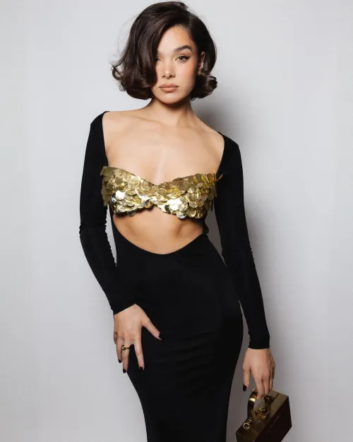 Thumbnail Hailee Steinfeld's Charisma: maturewine on gentlemanboners