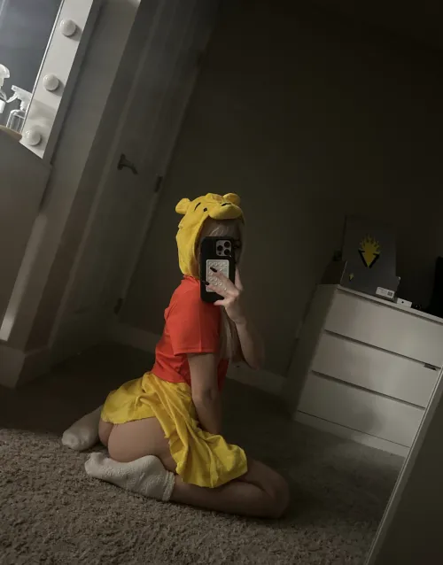 Thumbnail Winnie the Pooh Cosplay Attempt 3 with Jessie_Ra3 | cosplaybutts