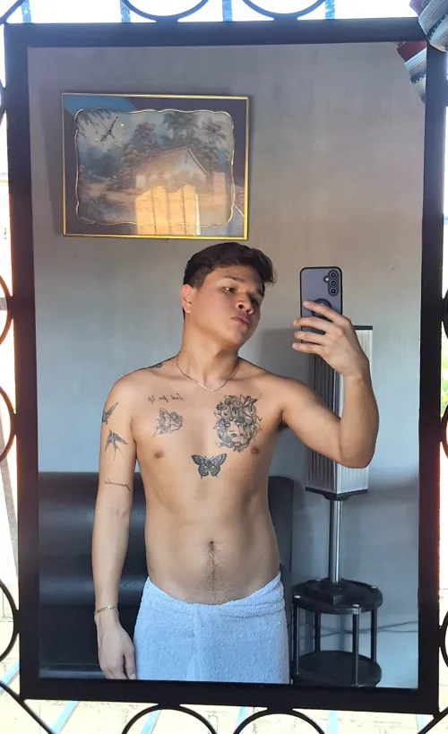 Thumbnail Laveauleo Greets with 'Hey Bros' | Hot Guys with Tattoos