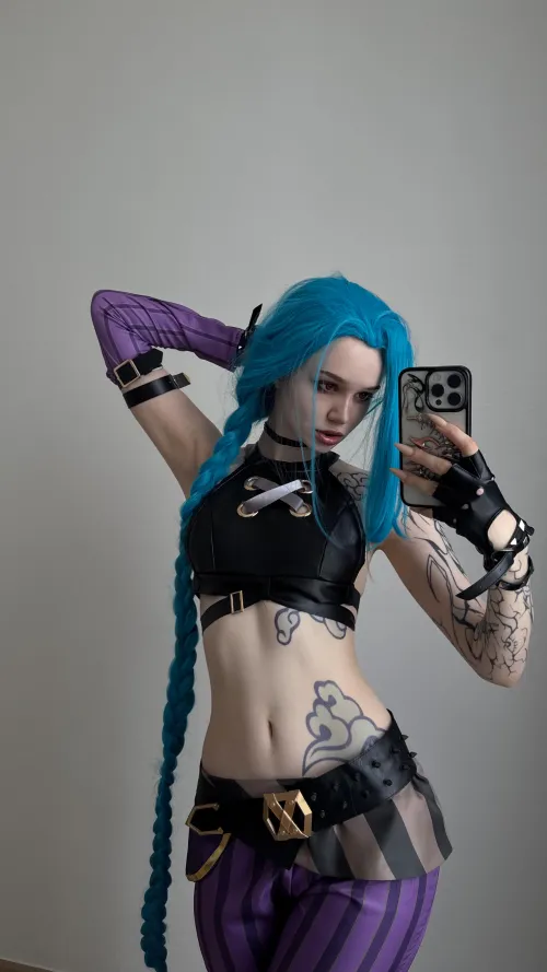 Thumbnail Jinx Cosplay by mercytakerr: League of Legends Arcane Fun