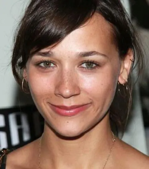 Thumbnail Rashida Jones' Essence: Timeless Beauty | quentins9th