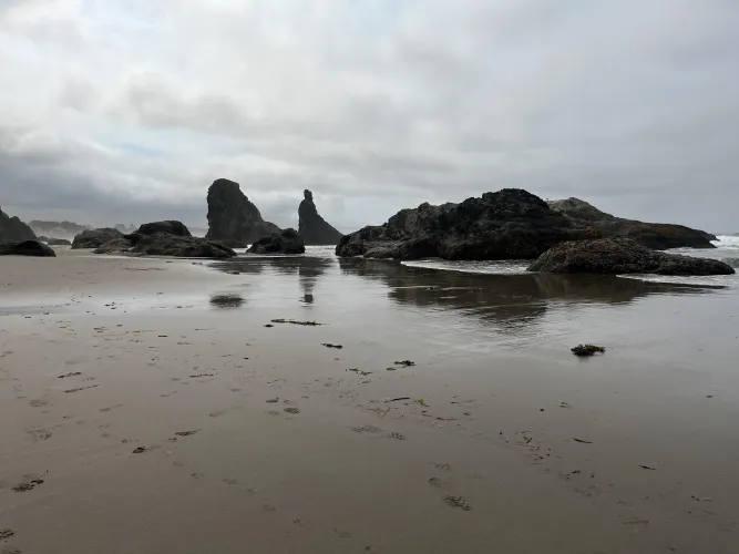 Thumbnail Exploring Bandon Oregon's Beach Beauty with vagabond_primate