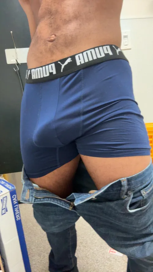 Thumbnail Work & Play: Uncover mikexxx74's Bulging Passion | Bulges