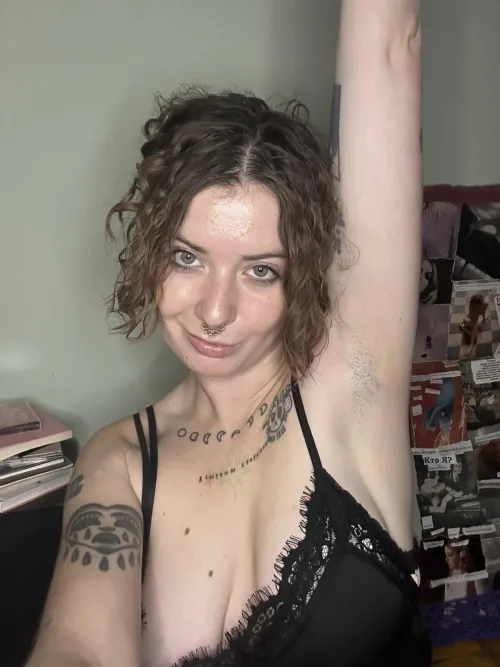 Thumbnail Exploring Desires: Shaving Armpit Fantasies with feetyourlick