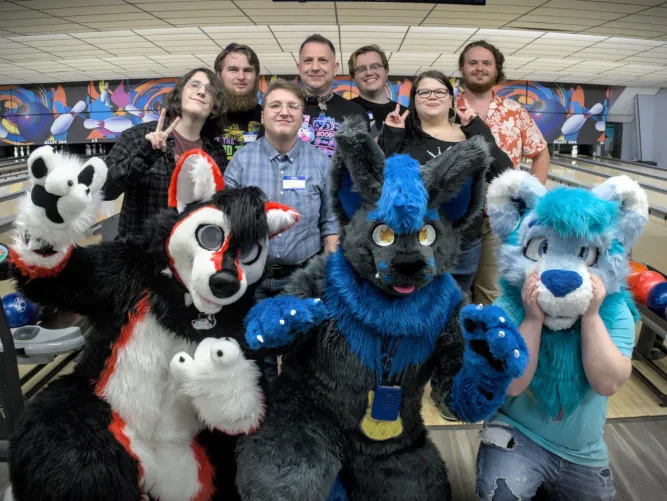 Thumbnail Zozathelion's First Furmeet Experience as a Furry Enthusiast