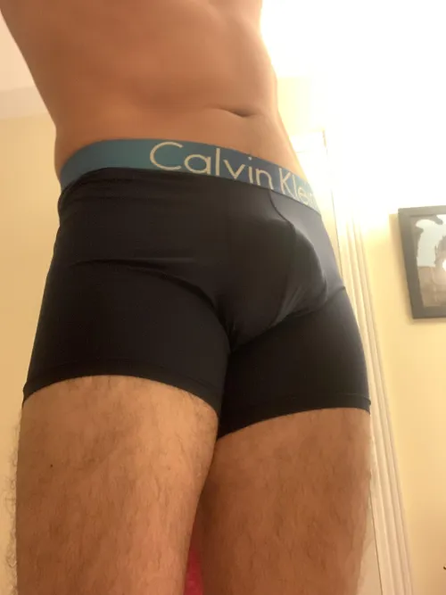 Thumbnail Curious About Your Gaze - 514x420 | Bulges