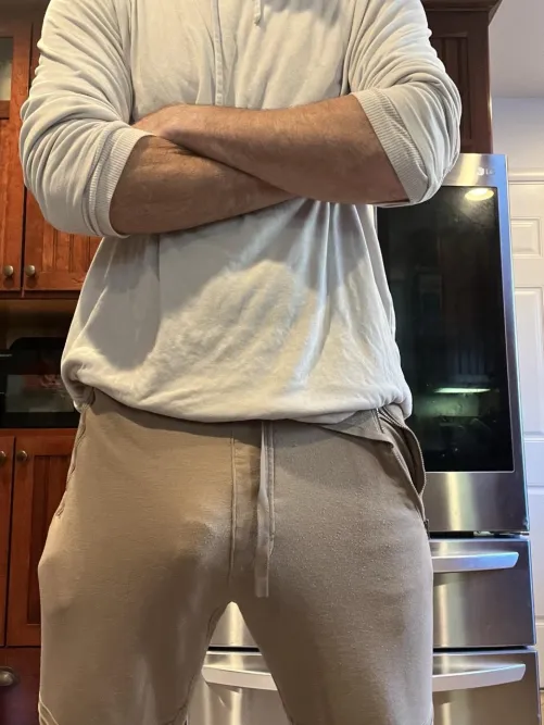 Thumbnail Party in Sweatpants: Gentlefreak2024's Morning Revelry in Bulges Category