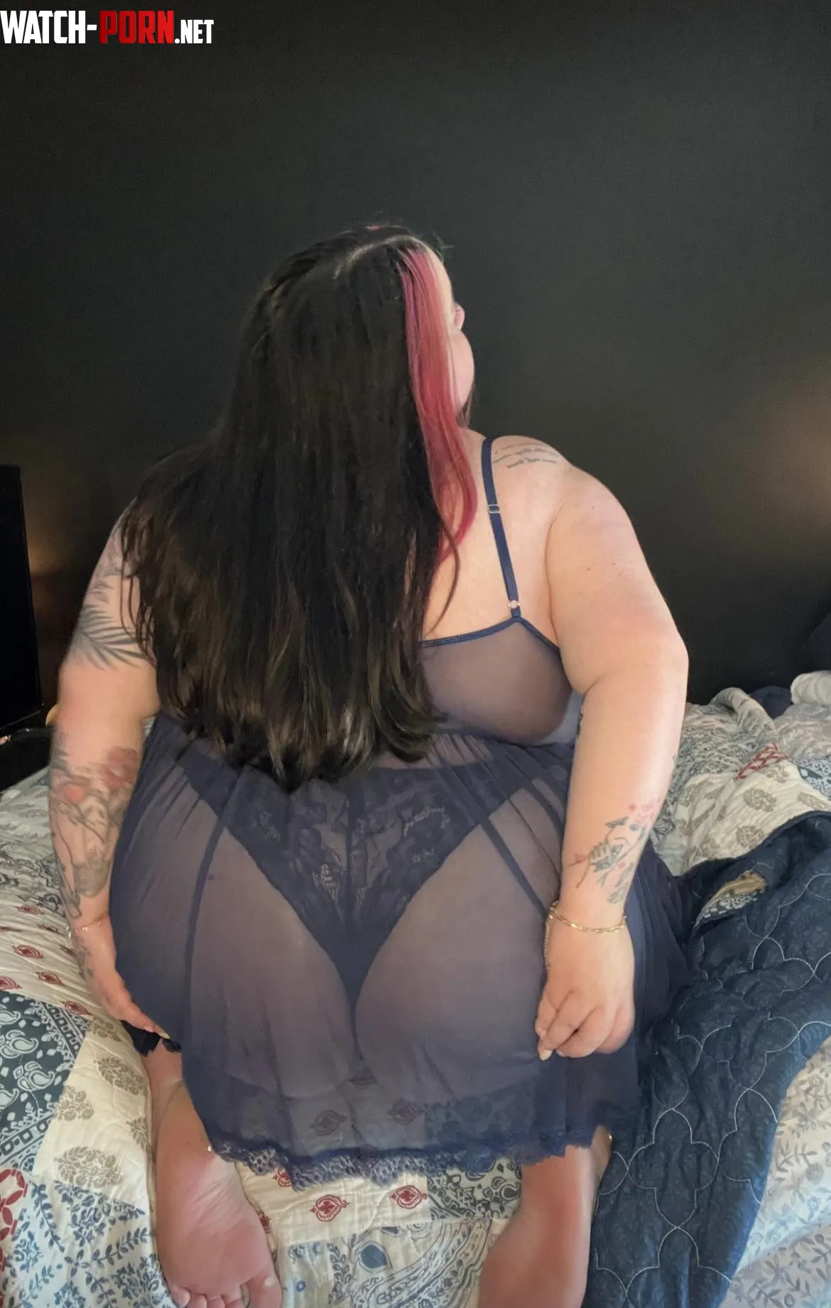 Who likes my ass in sheer by emmajane572