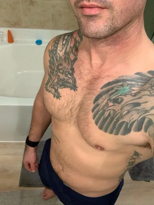 Thumbnail Do You Want to See More of This DILF? JayFree27 Unveils | ladybonersgw