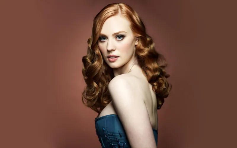 Thumbnail Deborah Ann Woll: Spotlight on Redheaded Goddesses