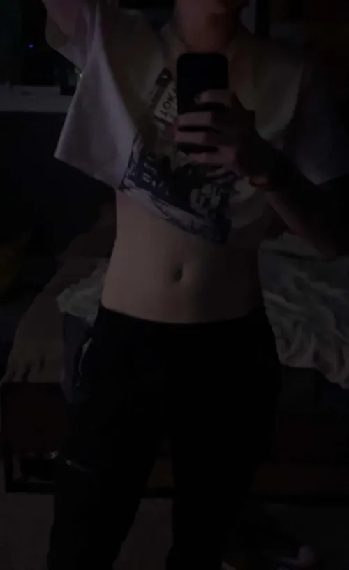 Thumbnail Femboy Fashion: Embracing Crop Tops