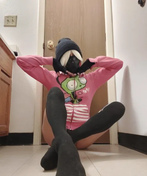 Thumbnail NeikoNossoN Shows Off the Latest Trends in femboy