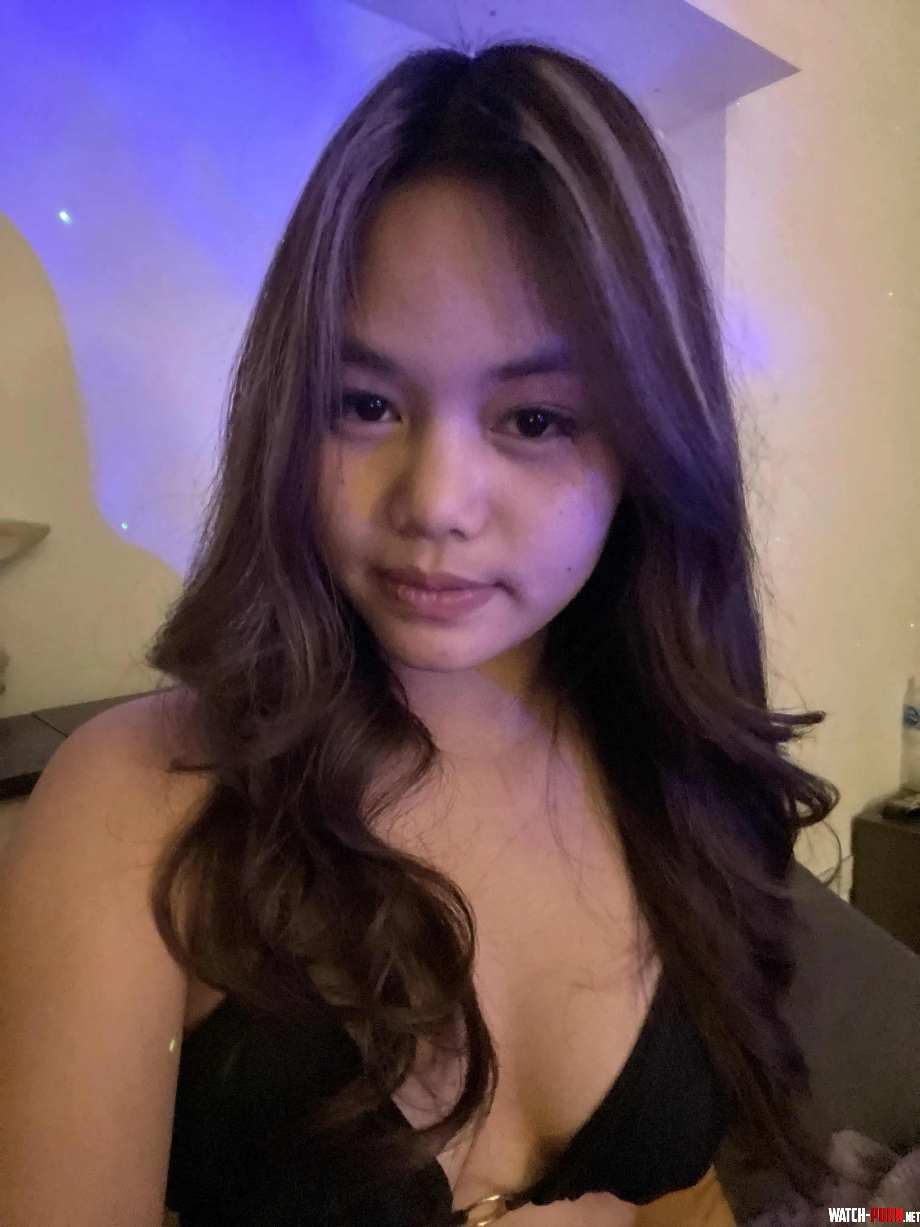 name one thing better than fucking an 18yo asian girln by StarlixightSoul