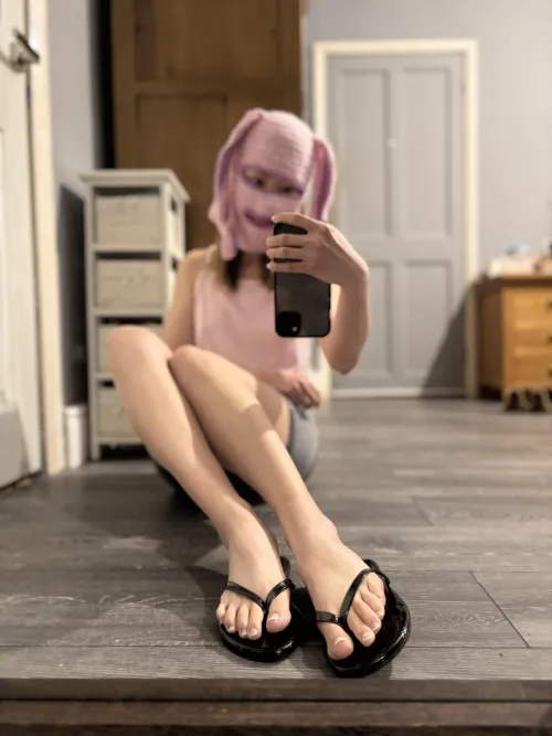 Thumbnail New Sandals Selfie: Check out My Latest Look by Anal_Bunny_