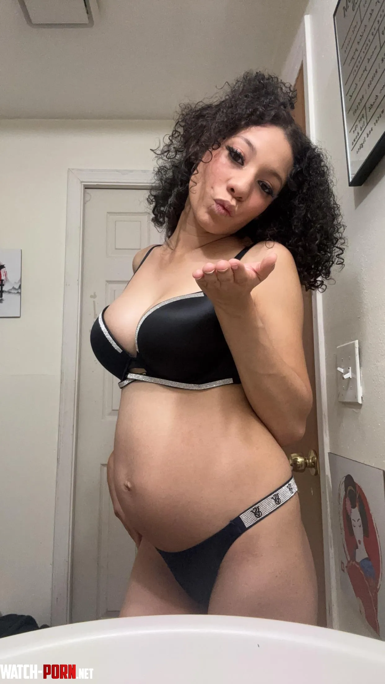 Pregnant amp Wanting to be filled  by BaByG1111_