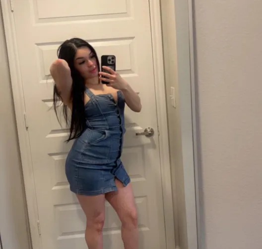 Thumbnail yazz2meen's Query: Does This Jean Dress Look Classy? classygirls Fashion