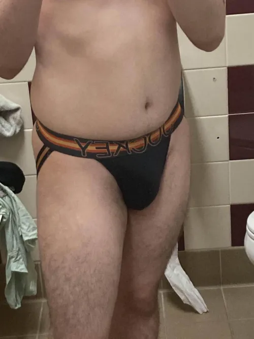 Thumbnail Jockstrap Confidence: CandleRude9981 Flaunts New Attire at 19 in 'Bulges'