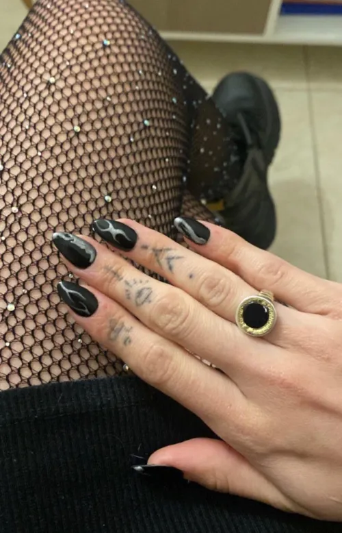 Thumbnail Exploring New Babes in Nail Fetish | Babbyred5