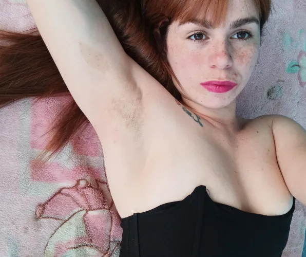 Thumbnail aldanaag presents 'I want you to moisten my armpits with your tongue' armpitfetish Talk