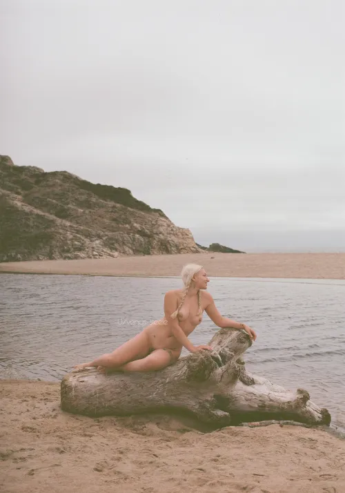 Thumbnail Always Naked at the Beach by Venus-steele: Embracing LaBeauteFeminine