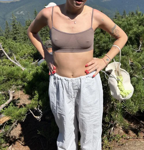 Thumbnail Braless Mountain Climbing: A Freedom Journey | EasyAwareness5902