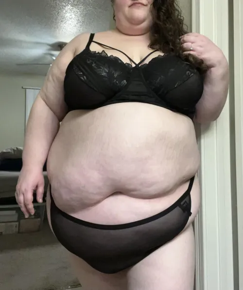 Thumbnail Ensuring Satisfaction in ssbbw with arealhandful