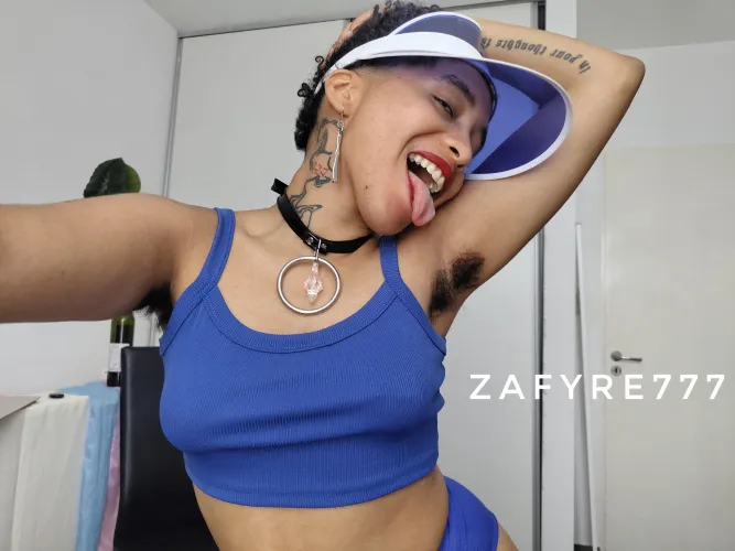 Thumbnail Embracing Natural Beauty: The Story of My Humid, Smelly Armpits by zafyre777