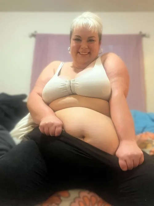 Thumbnail Chubby_Lovey24 Reveals Legging Struggles | ssbbw Category