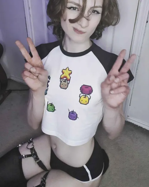 Thumbnail ElysianFemboy Says Hi: A Glimpse into the Femboy World