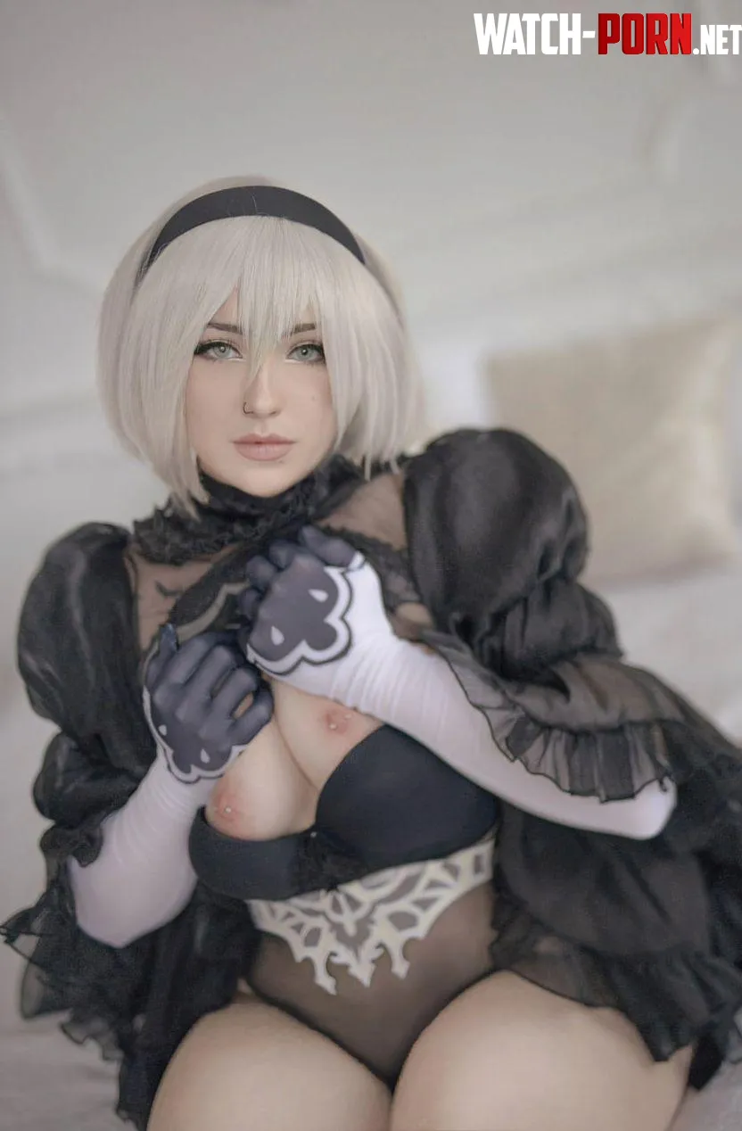 2B cosplay by Kuroitsune by Kuroxkitsune