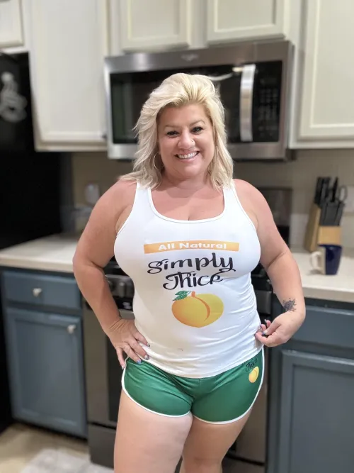 Thumbnail Blonde milf by Kenziekreamz | 2busty2hide Category