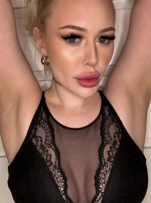 Thumbnail AngelicXAriana Tempts with 'Lick It, Taste It' in Armpitfetish Revelation