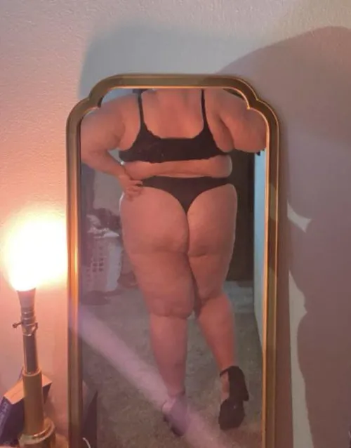 Thumbnail Happy Hump Day Delights for the BBW Goddess