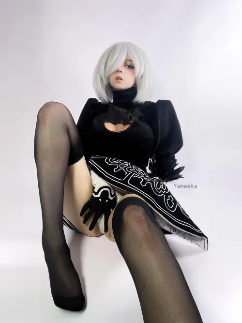 Thumbnail Elegant 2B Cosplay - Unveiling Artistry by Yameeka_CosplayLoli