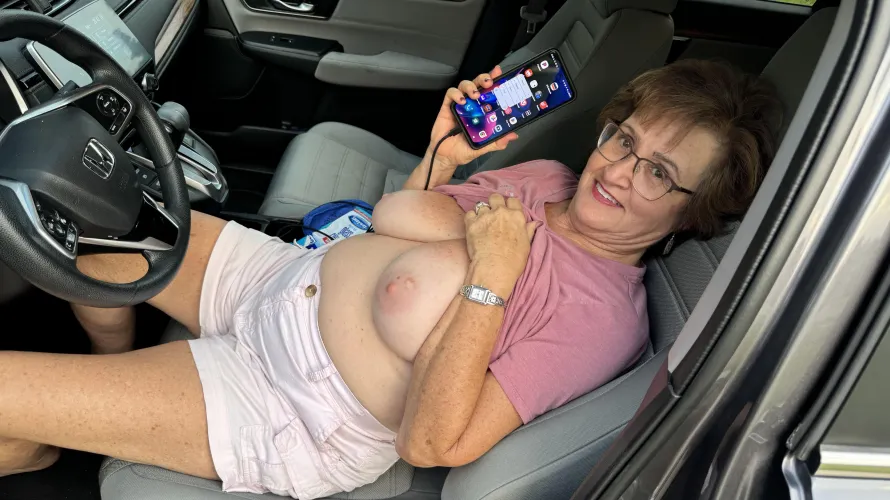 Thumbnail sassyval68: Embarking on a Helpful Journey with a Gilf