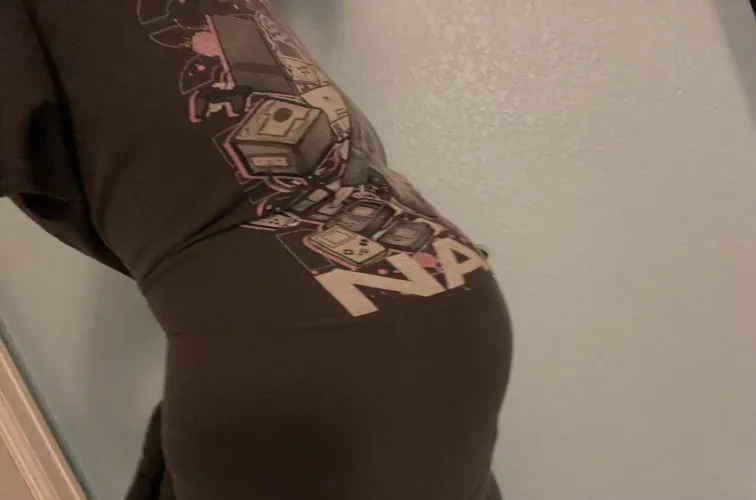 Thumbnail Glimpse into Cuckold Pregnancy: Bump Photos Unveiled by stuffmesillyy