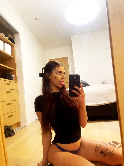 Thumbnail Bedroom Beauty: urplayyboyybunni's Sensual MirrorSelfie Adventures