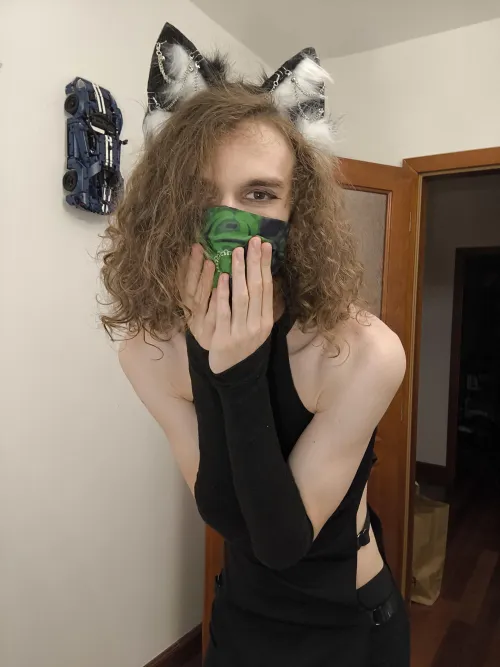 Thumbnail First Attempt at Makeup: Vetron_'s Journey in the Femboy Category