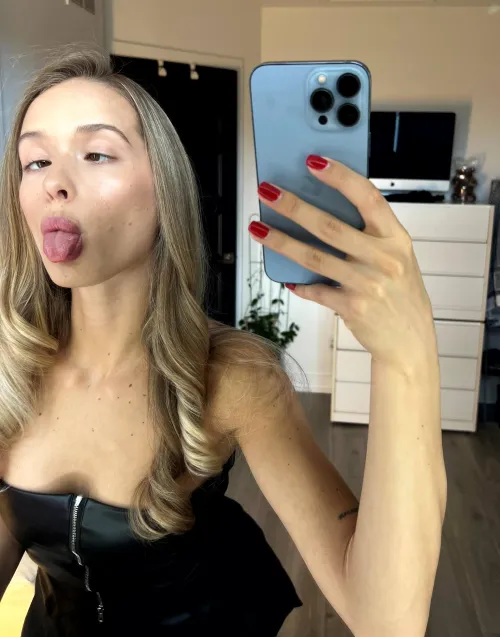 Thumbnail Tongue Out, Waiting for Your Kisses in Real Ahegao by PhillipsBenedicta