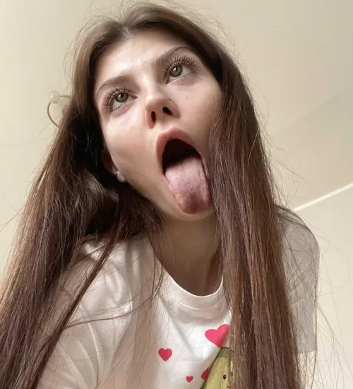 Thumbnail Perfect Ahegao for Your Pleasure: janekraviz Explores in RealAhegao