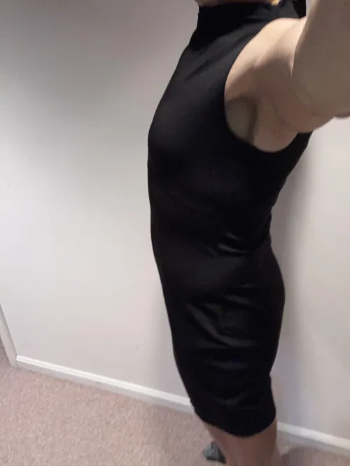 Thumbnail First Dress Experience: oftenpositivd as a femboy