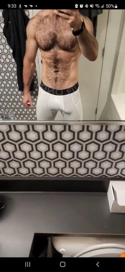 Thumbnail Post-Workout Temptations: Indulge in Bulge Appreciation